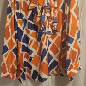 Women's plus-size shirts